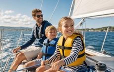 Article Image for Best Ways to Introduce Children to Sailing