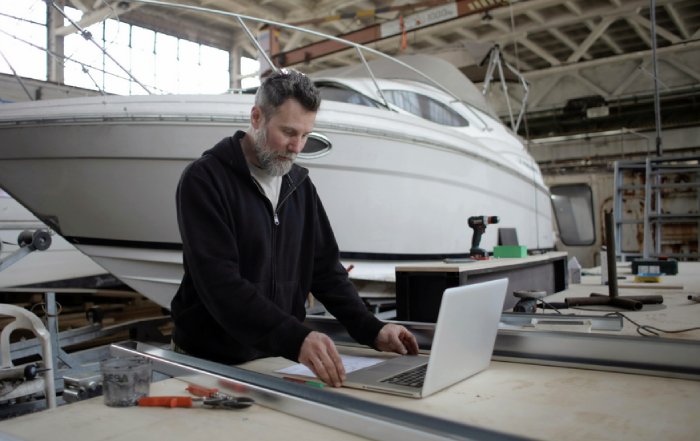Navigating the Future How AI is Revolutionizing Yacht Maintenance