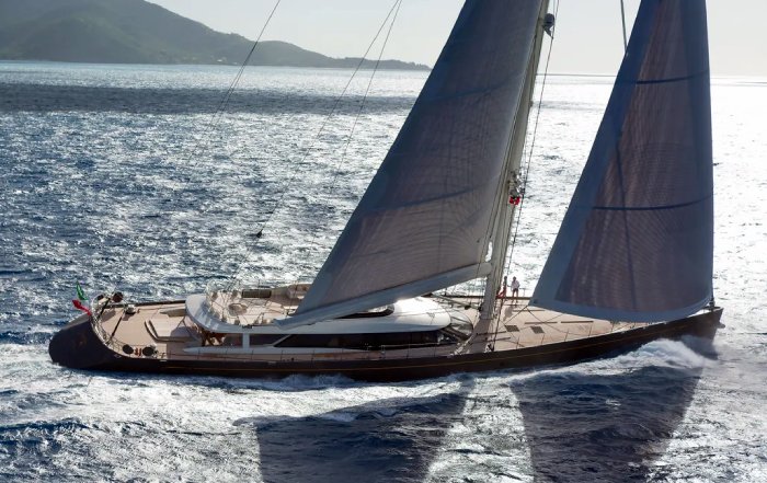 Article Image for Review: A Fast Cruising Aluminum Sloop from Italy